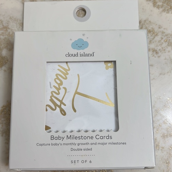 Cloud Island Round Monthly Milestone Cards - Picture 4 of 6
